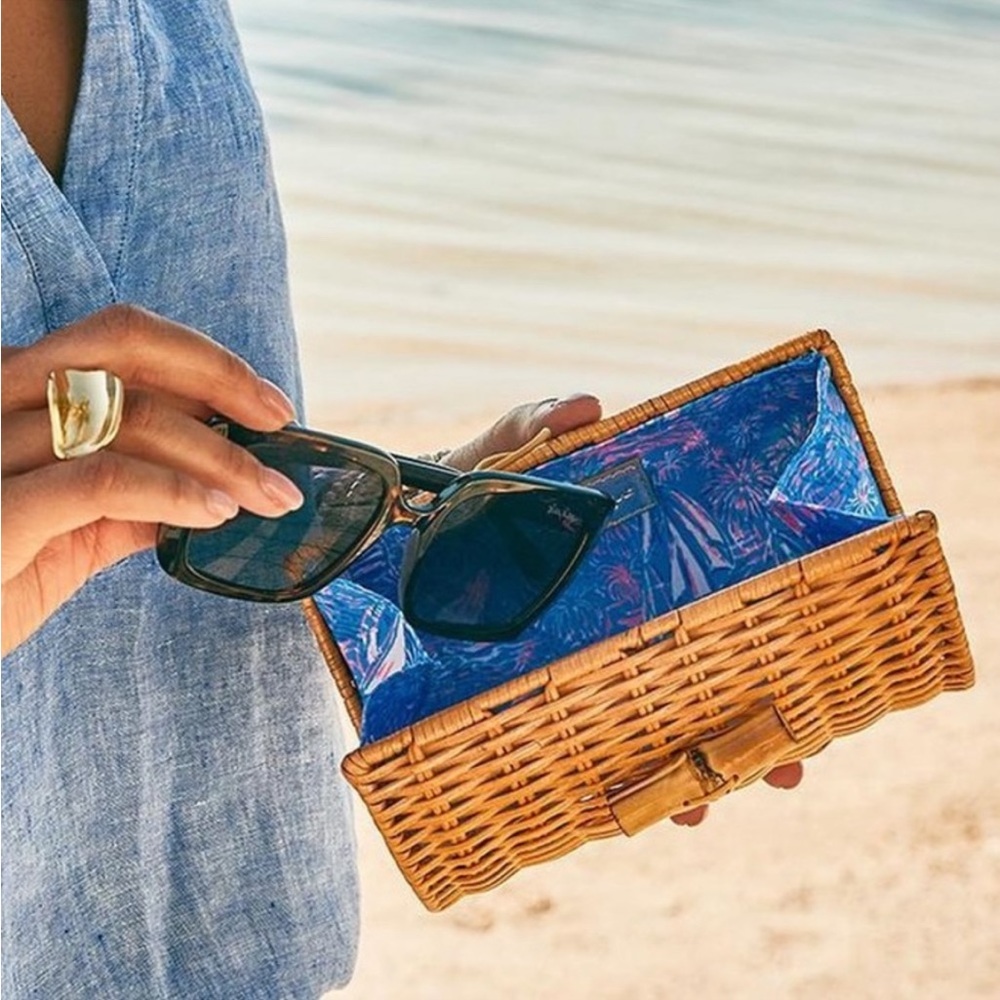 Lilly It’s a Sailibration Wicker Sunglasses case
